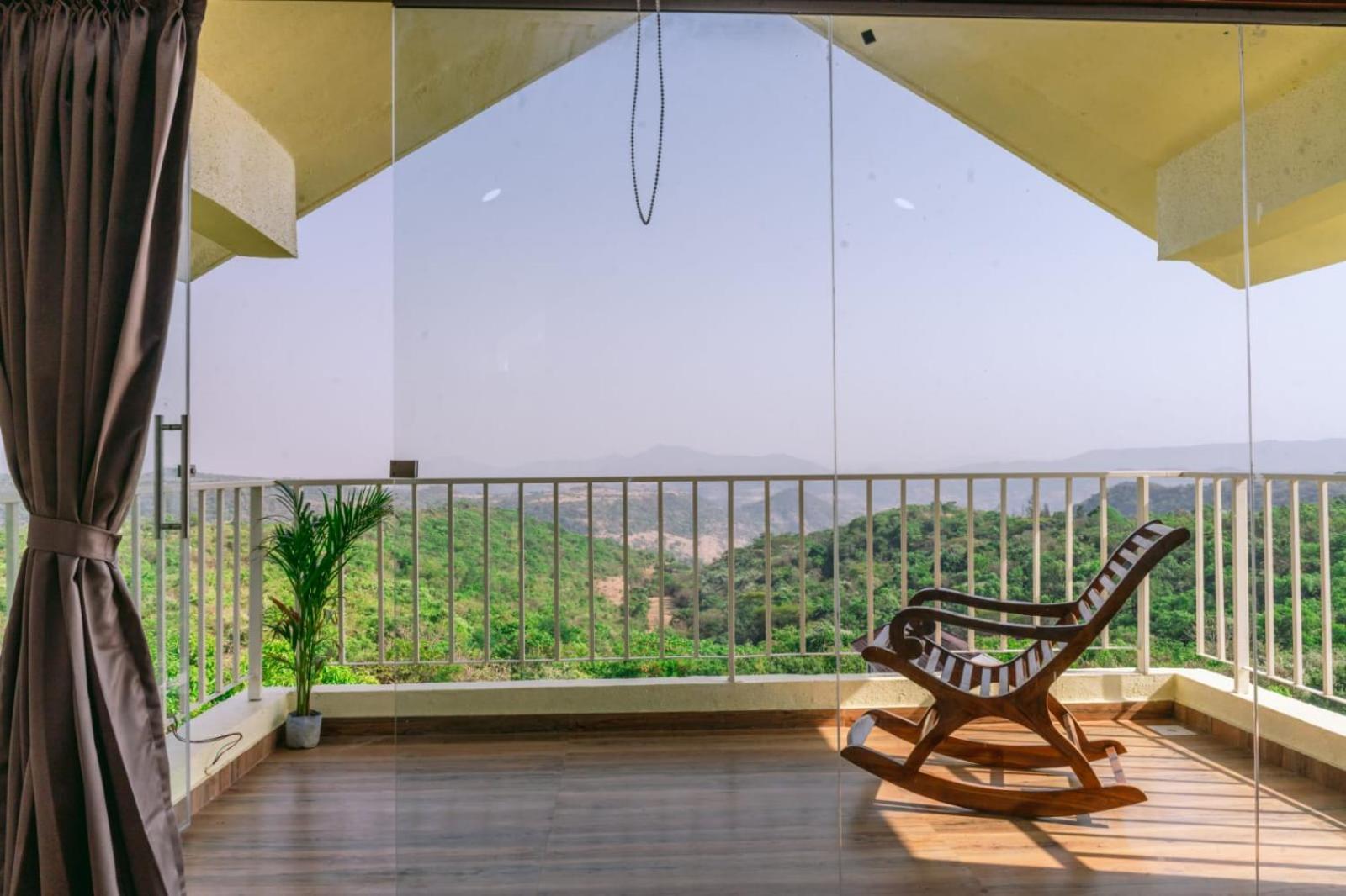 Eshi Resorts And Restaurant - Bhimashankars Jungle Luxury Resort Taleghar エクステリア 写真
