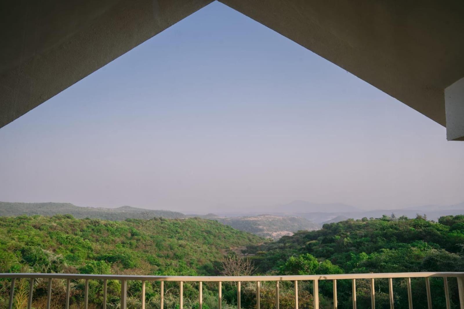 Eshi Resorts And Restaurant - Bhimashankars Jungle Luxury Resort Taleghar エクステリア 写真