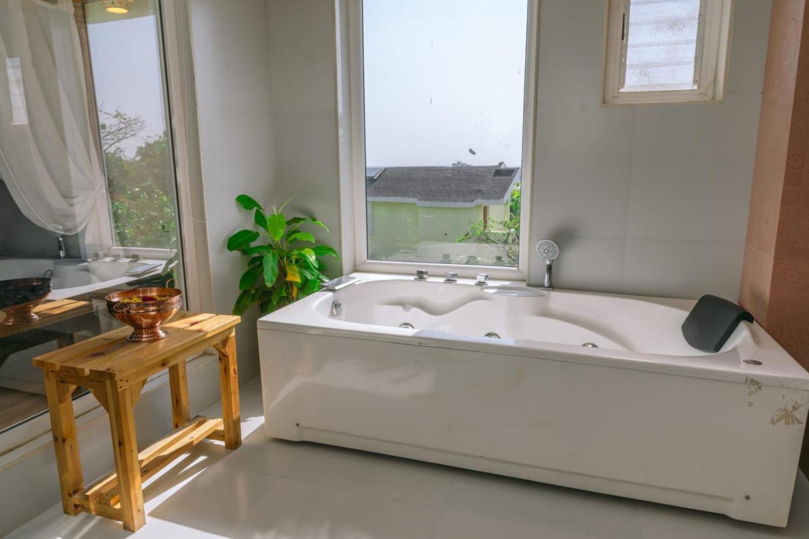 Eshi Resorts And Restaurant - Bhimashankars Jungle Luxury Resort Taleghar エクステリア 写真